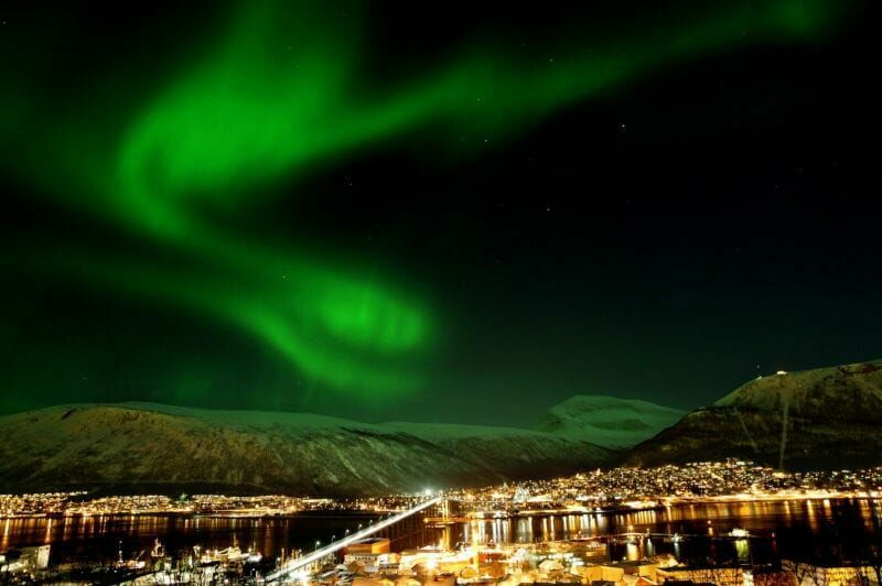 Norvège Laponie Tromsø Hiver Nuit Polaire Aurores Boréales Neige Montagnes Voyages Sur-Mesure O-Nord